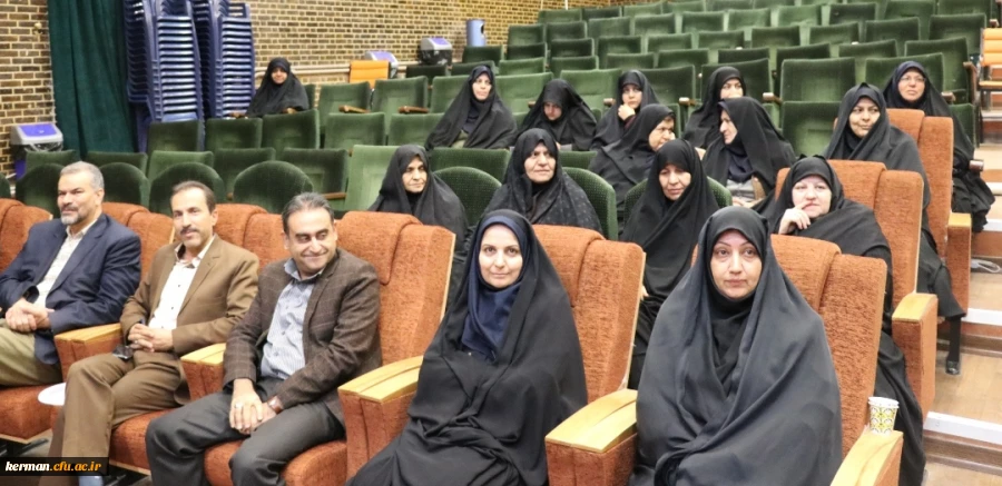 جلسه هم اندیشی کارکنان و اساتید موظف دانشگاه