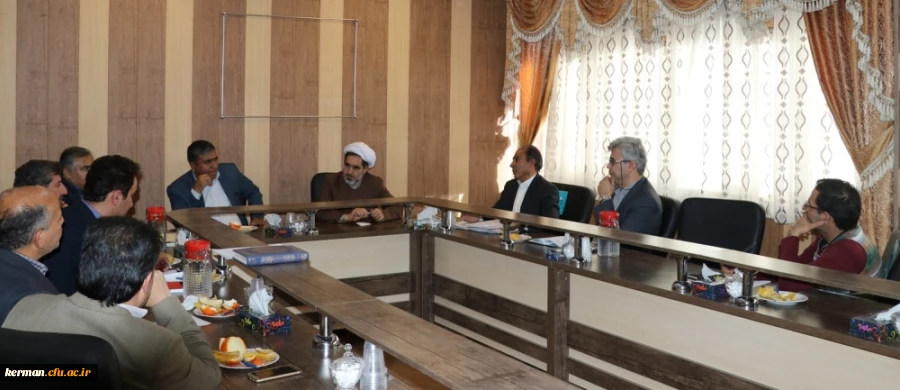 جلسه مشترک ماهانه مدیر کل آموزش و پرورش و رئیس دانشگاه فرهنگیان کرمان