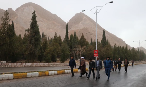 کوهپیمایی کارکنان دانشگاه فرهنگیان کرمان به مناسبت گرامیداشت چهلمین سال پیروزی انقلاب اسلامی