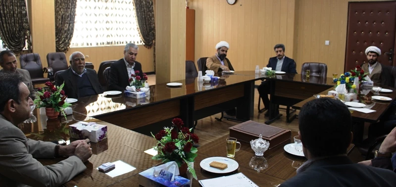 نشست سرپرست پردیس خواجه نصیر الدین طوسی با کارشناسان فرهنگی