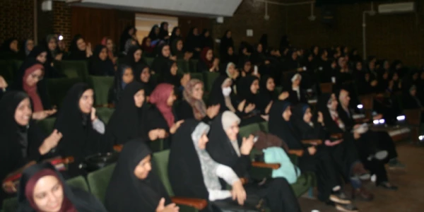 جشن انقلاب در پردیس شهید باهنر دانشگاه فرهنگیان کرمان برگزار شد.