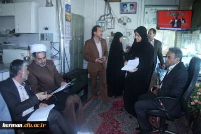 دکتر سمیعی در بازدید از پایگاه های اسکان نوروزی دانشگاه فرهنگیان کرمان، اقدامات انجام شده جهت پذیرایی از میهمانان نوروزی را قابل تقدیر دانست.