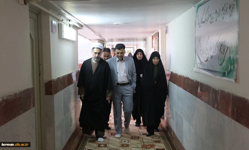 بازدید دکتر علی محمدی معاونت فرهنگی و اجتماعی دانشگاه فرهنگیان از پایگاه های اسکان دانشگاه