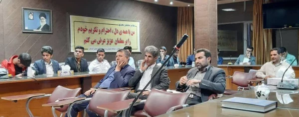 نشست صمیمی کانون ها، انجمن ها و تشکلات دانشجویی با رئیس دانشگاه فرهنگیان استان کرمان