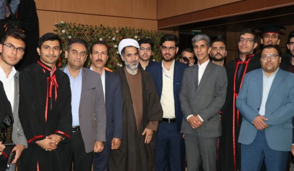 آئین دانش آموختگی دانشجومعلمان ورودی 94 دانشگاه فرهنگیان کرمان