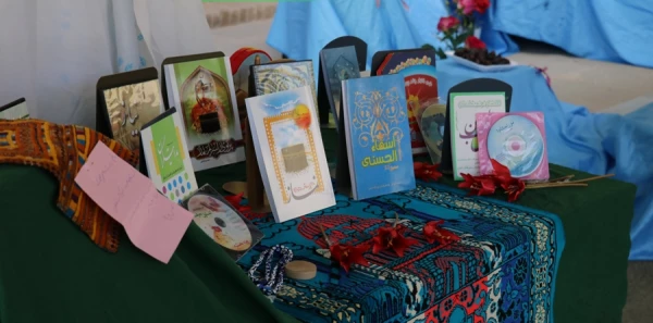 نمایشگاه عترت و قرآن کریم در پردیس شهید باهنر