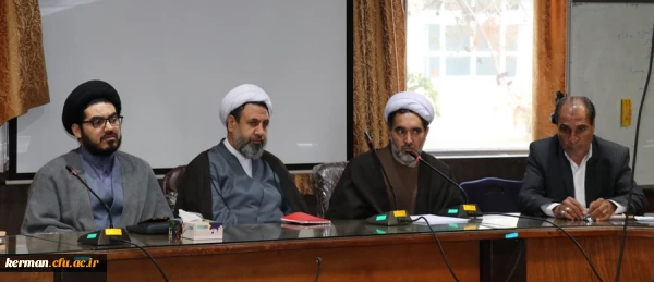 جلسه هم اندیشی اساتید دانشگاه فرهنگیان استان با حضور حجت الاسلام والمسلمین علیدادی سلیمانی