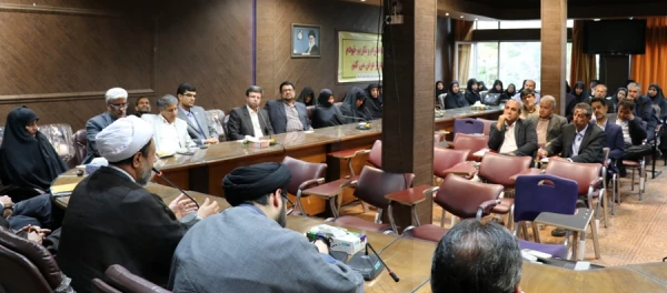 جلسه هم اندیشی اساتید دانشگاه فرهنگیان استان با حضور حجت الاسلام والمسلمین علیدادی سلیمانی