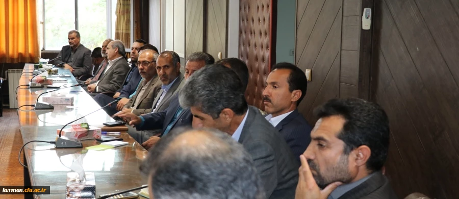 جلسه هم اندیشی اساتید دانشگاه فرهنگیان استان با حضور حجت الاسلام والمسلمین علیدادی سلیمانی