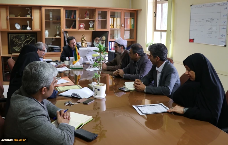 جلسه کمیته بهبود امنیت غذا و تغذیه دانشجومعلمان دانشگاه فرهنگیان کرمان برگزار شد.