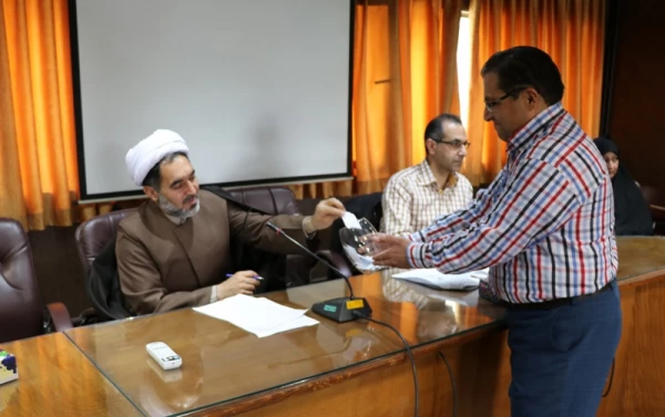 انتخاب نماینده اعضای هیأت علمی در جلسه شورای اساتید دانشگاه فرهنگیان استان کرمان