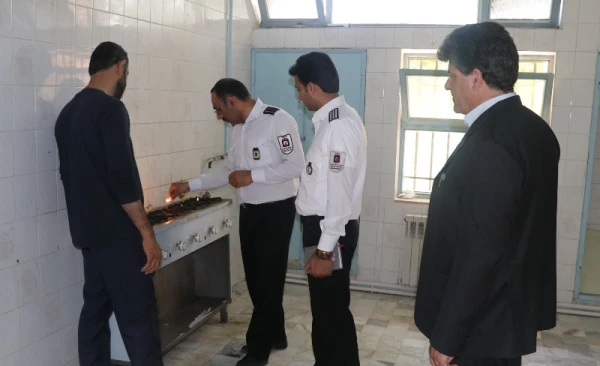 بازدید کارشناسان سازمان آتش نشانی و خدمات ایمنی شهرداری کرمان از دانشگاه فرهنگیان استان
