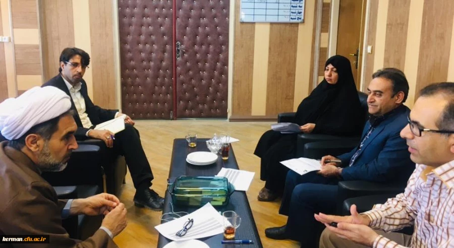 کمیته داخلی فصلنامه علمی تخصصی «پژوهش در آموزش ابتدایی»