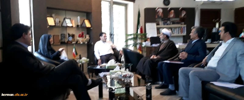 نشست مشترک رئیس دانشگاه فرهنگیان کرمان با دکتر رودری رئیس سازمان مدیریت و برنامه ریزی استان