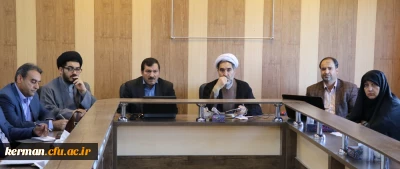 دکتر خاکی در شورای اداری دانشگاه فرهنگیان کرمان: جهت پویایی دانشگاه فرهنگیان نیاز به عزم ملی، بسیج عمومی و مدیریت جهادی می باشد.