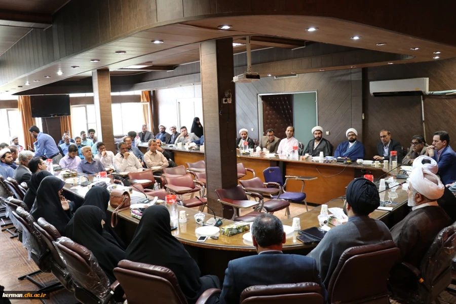 جلسه معارفه و تکریم مسئولین جدید و سابق دفتر نهاد مقام معظم رهبری