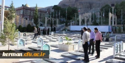 مراسم تجلیل از آزادگان با حضور کارکنان و اساتید دانشگاه فرهنگیان استان در گلزار شهدای شهر کرمان