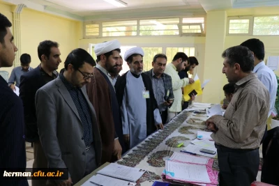 رئیس دانشگاه فرهنگیان استان کرمان مراحل انجام مصاحبه داوطلبان ورود به دانشگاه فرهنگیان را مورد بازدید قرار داد.