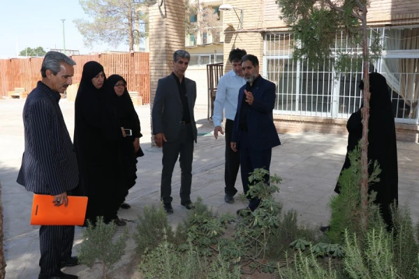 بازدید رئیس دانشگاه فرهنگیان استان کرمان از پردیس شهید باهنر کرمان (خواهران)