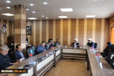 در بیست و هشتمین جلسه شورای دانشجویی فرهنگیان کرمان اهم اقدامات انجام شده در پردیس ها جهت پذیرش دانشجو معلمان در سال تحصیلی جدید بررسی شد.