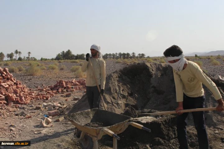 تلاش گروه جهادی شهید شهسواری بسیج دانشجویی دانشگاه فرهنگیان استان کرمان در منطقه زهکلوت رودبار جنوب به روایت تصویر 7