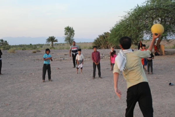 تلاش گروه جهادی شهید شهسواری بسیج دانشجویی دانشگاه فرهنگیان استان کرمان در منطقه زهکلوت رودبار جنوب به روایت تصویر 12