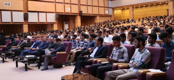 مراسم استقبال از نو دانشجومعلمان در دانشگاه فرهنگیان استان کرمان برگزار شد. 3