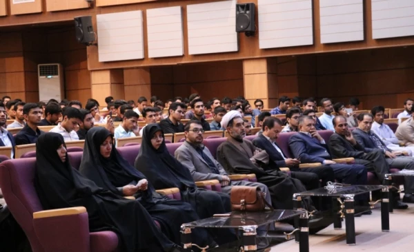 مراسم استقبال از نو دانشجومعلمان در دانشگاه فرهنگیان استان کرمان برگزار شد. 4