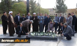 غبار روبی قبور مطهر شهدای گمنام به مناسبت هفته بسیج