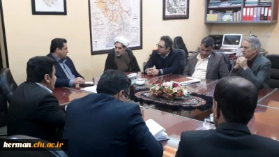 در راستای تحقق طرح (صد- سی و یک) کارگروه واگذاری زمین به دانشگاه فرهنگیان کرمان در دفتر معاونت عمرانی استانداری کرمان تشکیل جلسه داد.