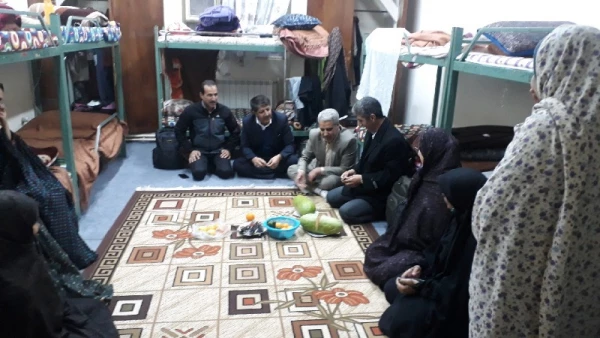 مدیر کل امور دانشجویی دانشگاه فرهنگیان کشور، شب یلدا را همراه دانشجو معلمان دانشگاه فرهنگیان کرمان جشن گرفت. 2