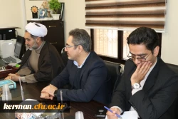 در دیدار مدیرکل امور دانشجویی دانشگاه فرهنگیان کشور با معاونت دانشجویی دانشگاه شهید باهنر کرمان طرفین بر استفاده از تجربیات یکدیگر تأکید نمودند. 4