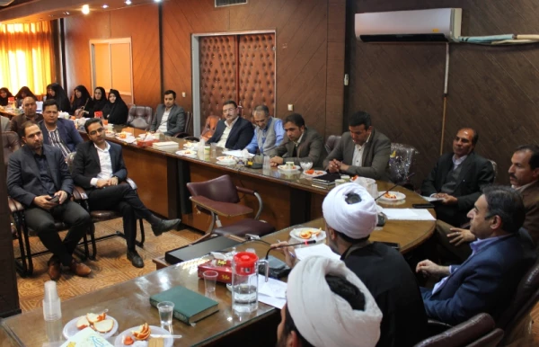 نشست هم اندیشی مصاحبه گران و عوامل اجرایی مصاحبه آزمون استخدام پیمانی آموزش و پرورش در سال ۹۸