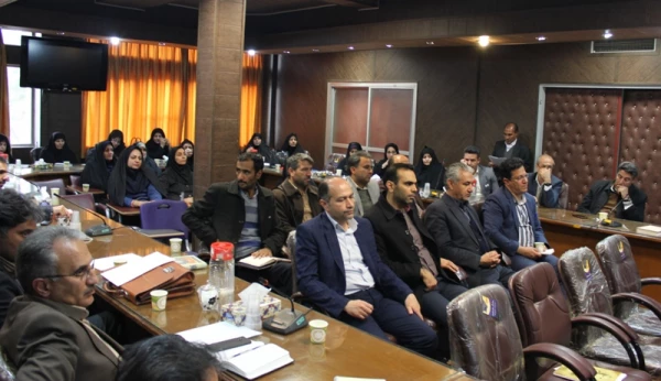 نشست هم اندیشی مصاحبه گران و عوامل اجرایی مصاحبه آزمون استخدام پیمانی آموزش و پرورش در سال ۹۸