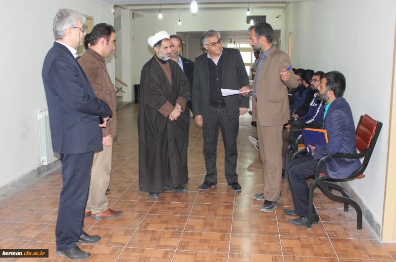 بازدید رئیس دانشگاه فرهنگیان کرمان از فرآیند مصاحبه آزمون استخدام پیمانی آموزش و پرورش – بهمن ماه 98 2