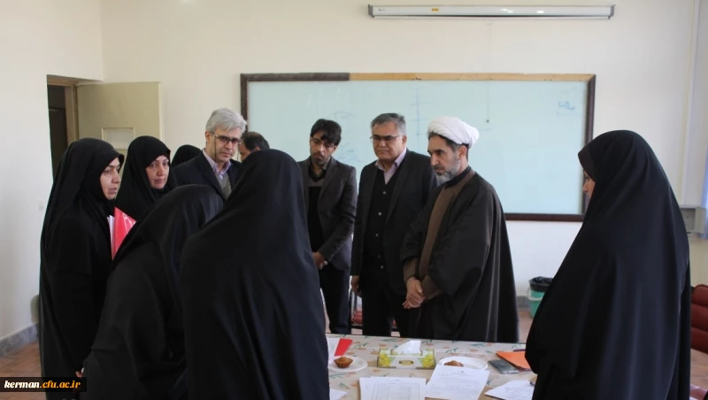 بازدید رئیس دانشگاه فرهنگیان کرمان از فرآیند مصاحبه آزمون استخدام پیمانی آموزش و پرورش – بهمن ماه 98 4