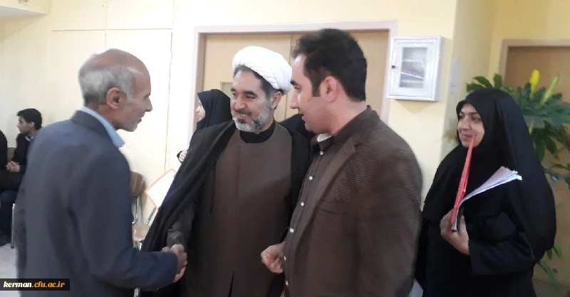 بازدید رئیس دانشگاه فرهنگیان کرمان از فرآیند مصاحبه آزمون استخدام پیمانی آموزش و پرورش – بهمن ماه 98 5