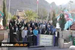 مراسم عطرافشانی و غبارروبی قبور مطهر شهدا