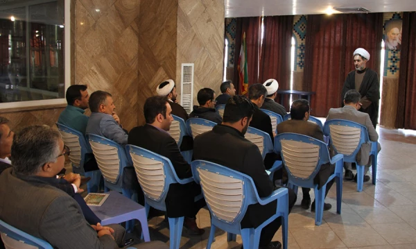 مراسم عطرافشانی و غبارروبی قبور مطهر شهدا