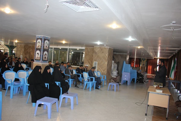 مراسم عطرافشانی و غبارروبی قبور مطهر شهدا