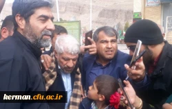 با حضور در گلزار شهدای شهر کرمان
شرکت کنندگان در سومین نشست شورای راهبری فرهنگی و اجتماعی قطب یک کشور، به مقام شامخ شهید و شهادت ادای احترام نمودند. 6