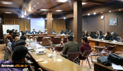 دکتر محمدی در جمع دبیران تشکل ها، کانون ها و انجمن های علمی دانشجویی دانشگاه فرهنگیان کرمان:
جشنواره شعر و داستان با محوریت شهید حاج قاسم سلیمانی برگزار می شود