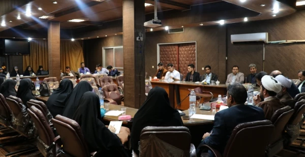 دکتر محمدی در جمع دبیران تشکل ها، کانون ها و انجمن های علمی دانشجویی دانشگاه فرهنگیان کرمان:
جشنواره شعر و داستان با محوریت شهید حاج قاسم سلیمانی برگزار می شود 4