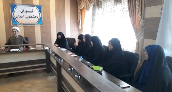 نشست مشترک شورای دانشجویی و کمیته تغذیه و سلامت دانشگاه فرهنگیان استان کرمان 3