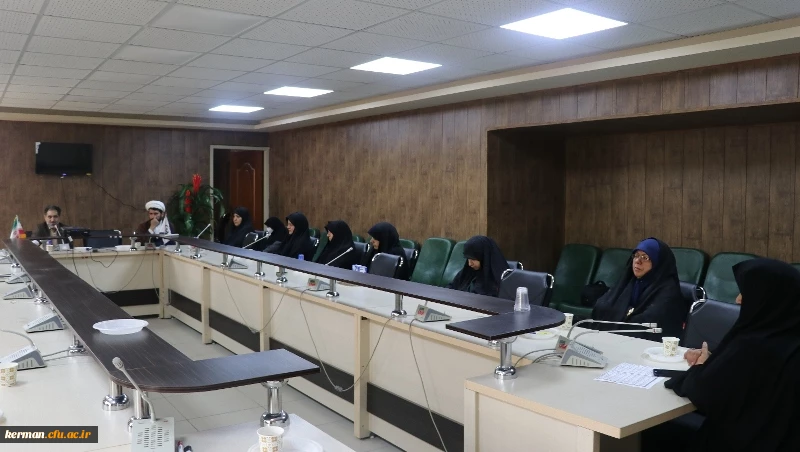 آیین معارفه معاون توسعه منابع و دانشجویی پردیس شهید باهنر (خواهران) 5