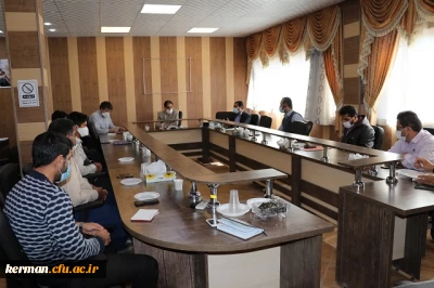 تجلیل از همکاران حوزه مالی دانشگاه فرهنگیان کرمان به مناسبت گرامیداشت هفته حسابداری