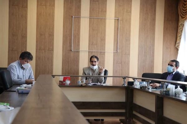 تجلیل از همکاران حوزه مالی دانشگاه فرهنگیان کرمان به مناسبت گرامیداشت هفته حسابداری 5