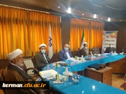 نشست مشترک کمیته علمی ، پژوهشی بنیاد مکتب حاج قاسم سلیمانی با شورای پژوهشی دانشگاه فرهنگیان کرمان 3