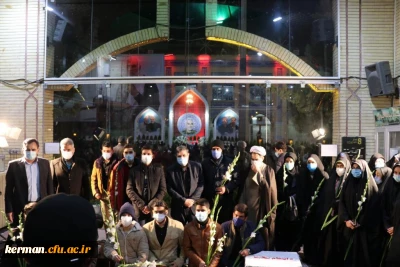 ادای احترام دکتر خنیفر به مقام شامخ شهید سلیمانی در گلزار شهدای کرمان