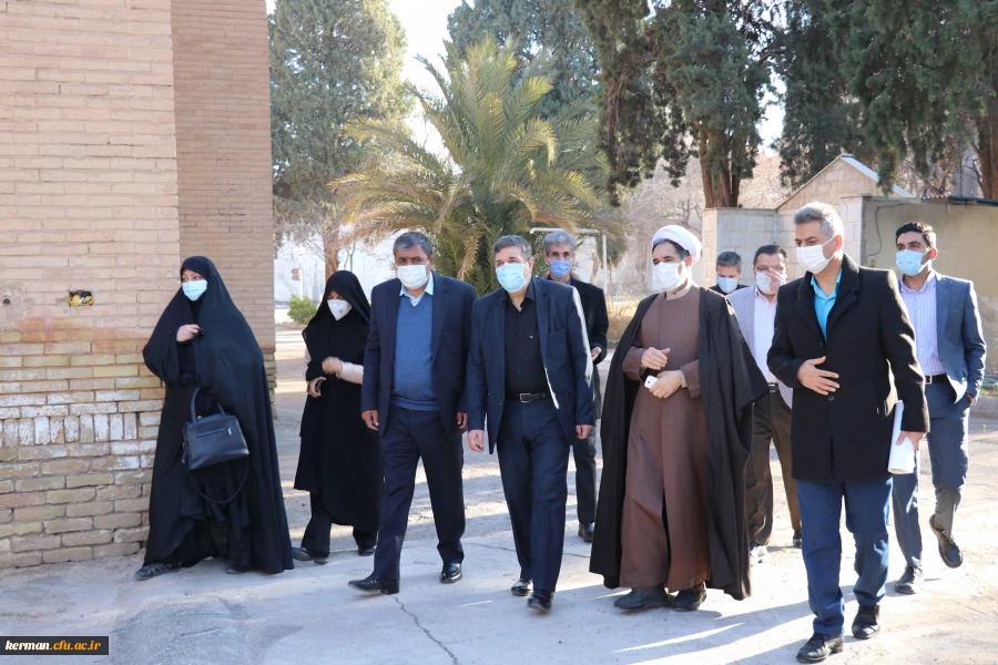بازدید دکتر خنیفر از پردیس شهید باهنر دانشگاه فرهنگیان کرمان 2